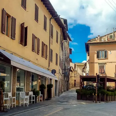 Cheap In The Old Village Colle Val D'Elsa